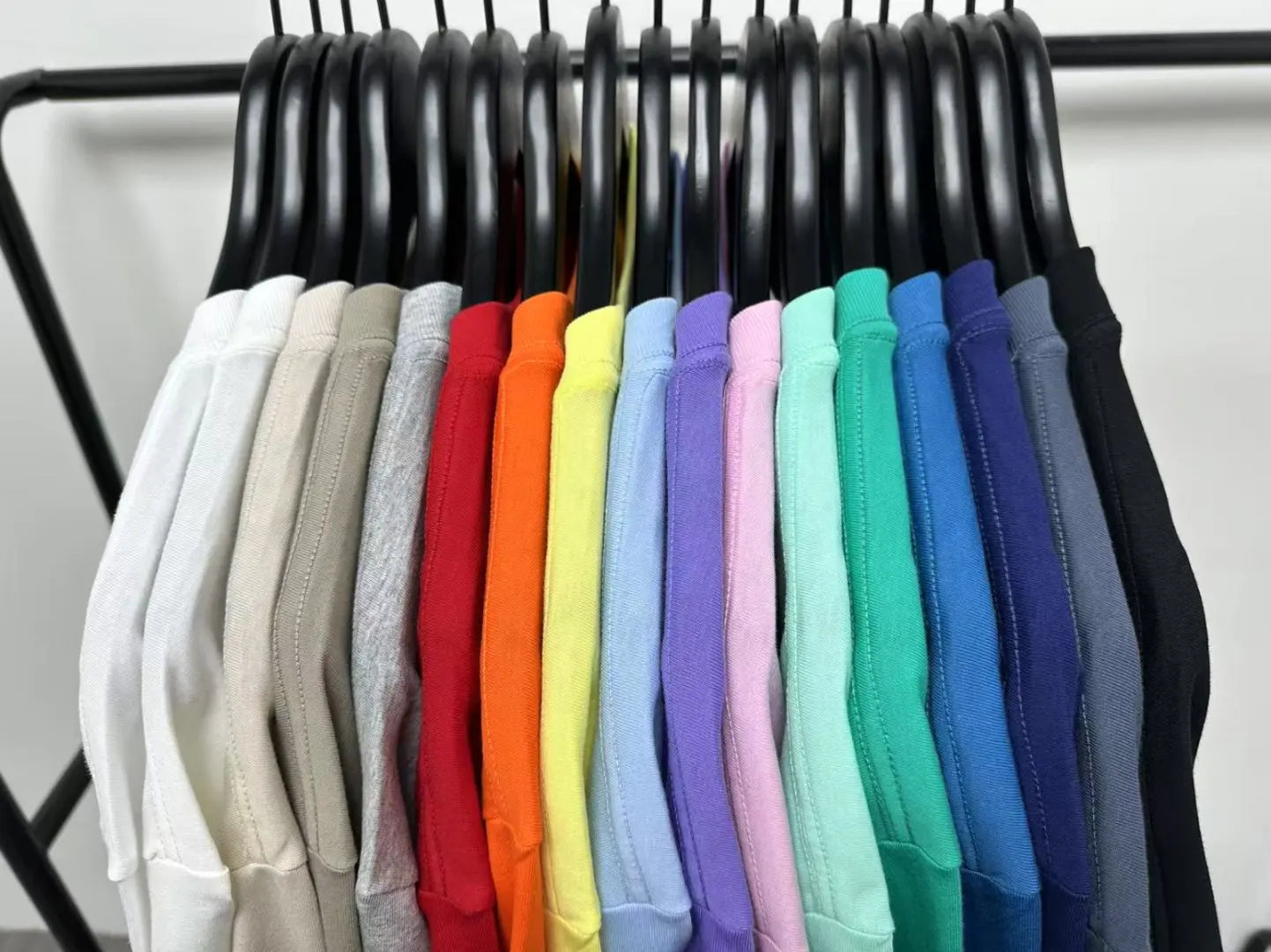 Geripptes, figurbetontes Kurzarm-Top (Cropped) – hochelastisches Basic-Shirt für den Alltag
